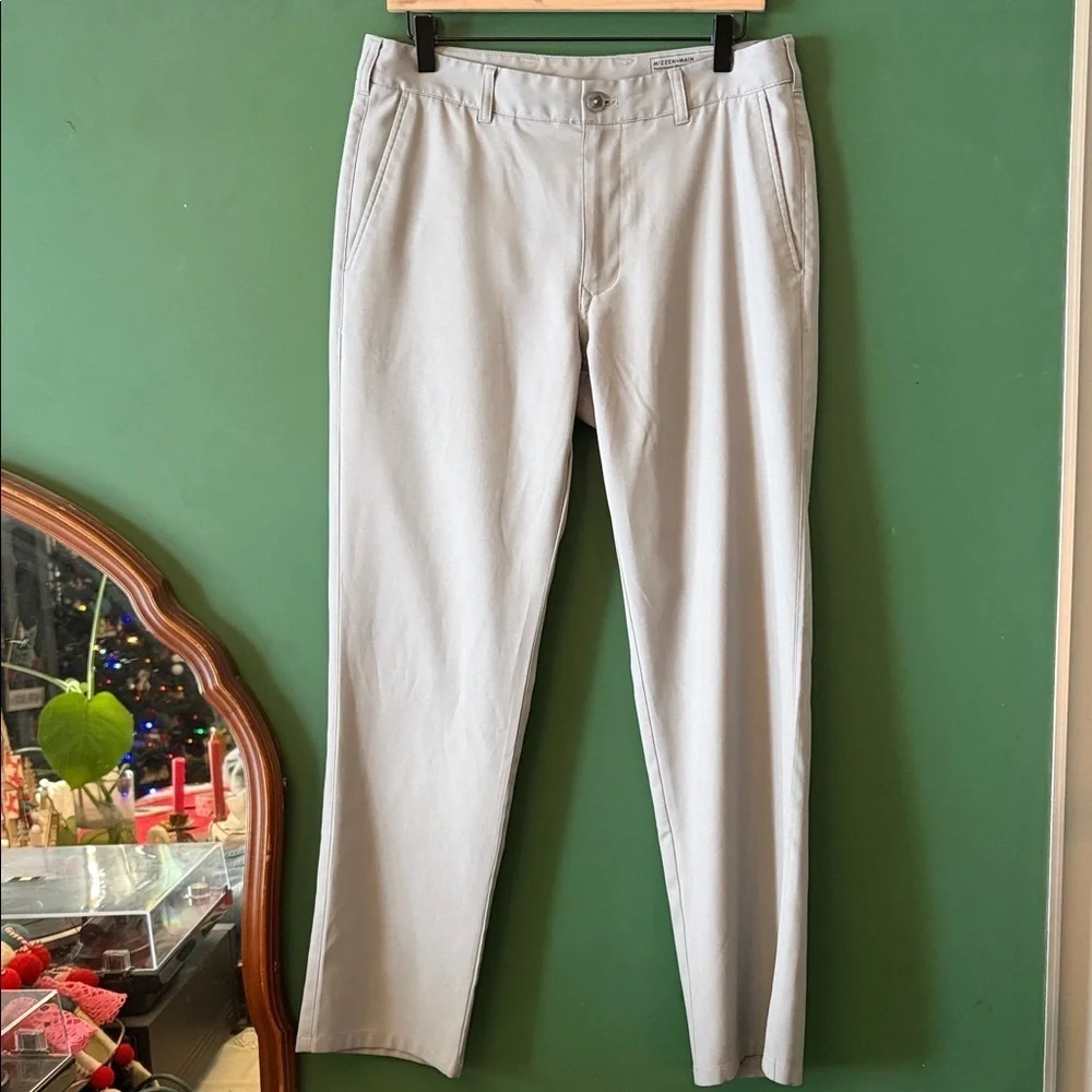 Mizzen+Main Baron Performance Menswear 32x30 Light Grey Chinos Athletic Tapered